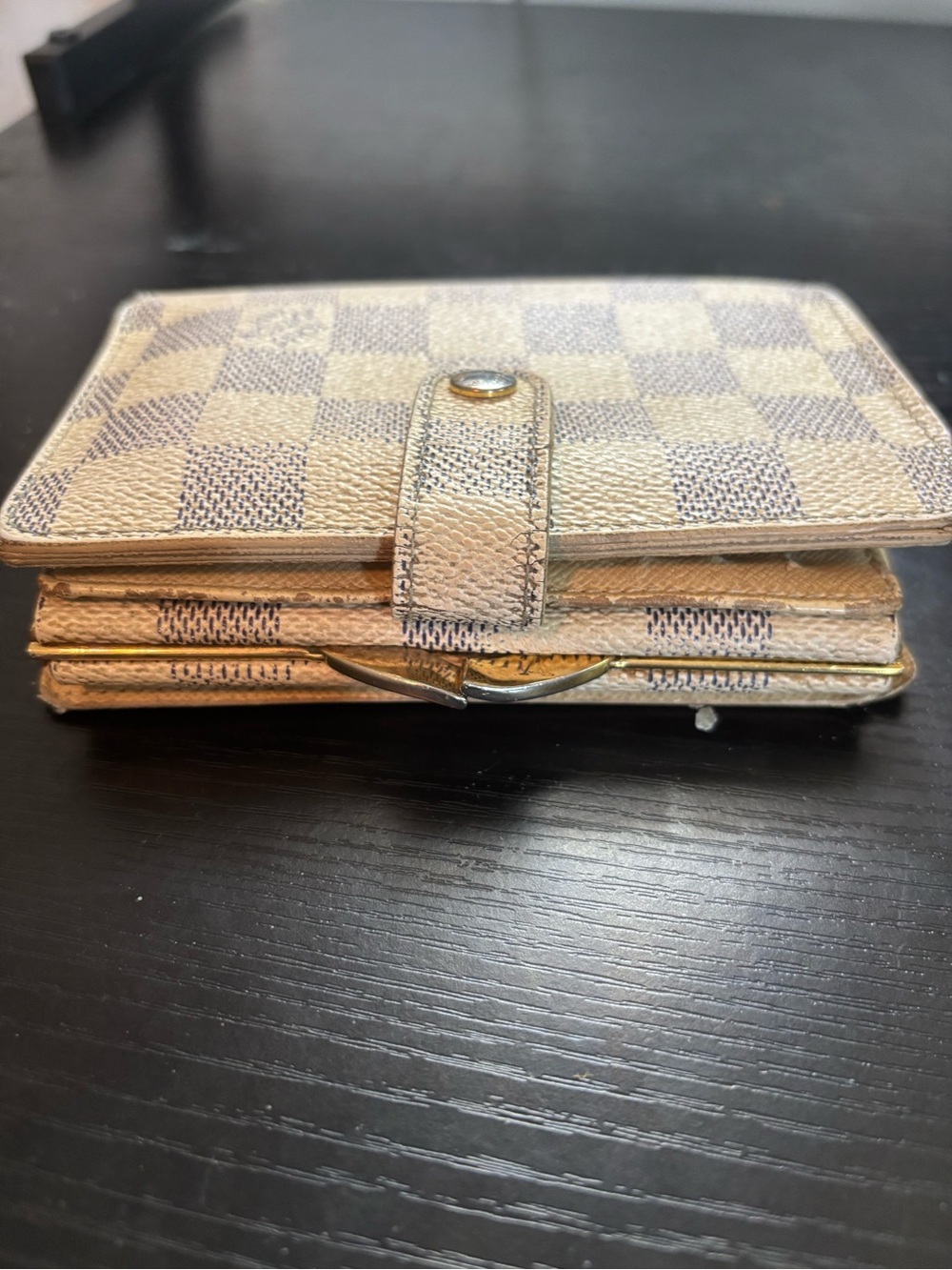Authentic Louis Vuitton Damier Azur Portefeuille Viennois– Fair/Functional - Picture 3 of 13